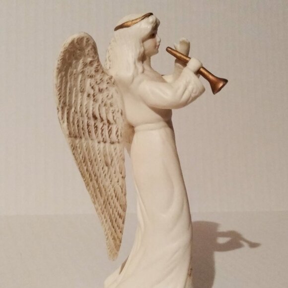Ceramic Angel Figurines (original product) - Picture 5 of 10